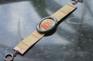Armband gammalt/antikt måttband
